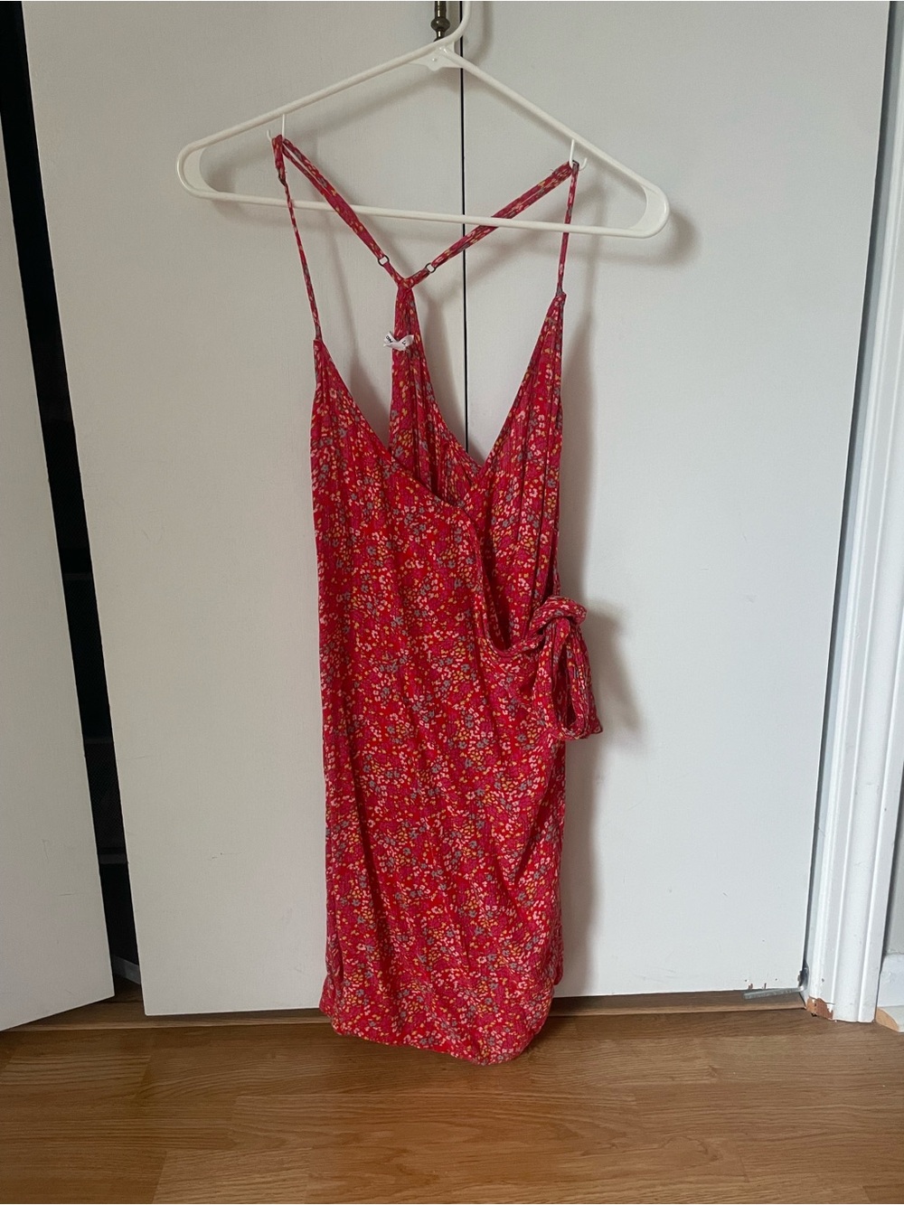 O'Neill Red Floral Spaghetti-Strap Wrap Dress
